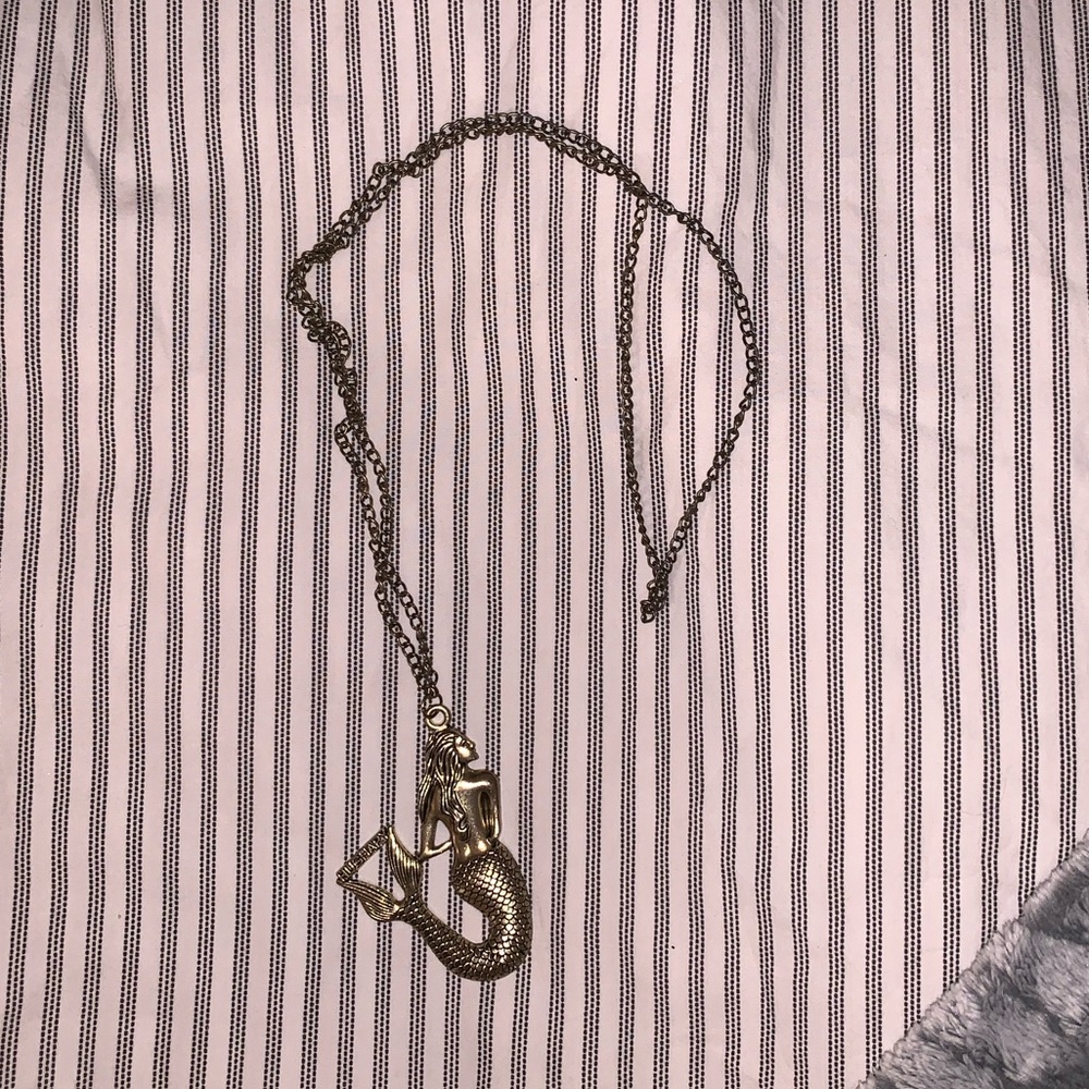 mermaid pendant